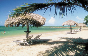http://www.dominicandream.it/DD/guidaalviaggio/spiaggeemare/PLAYA_santodomingo.jpg